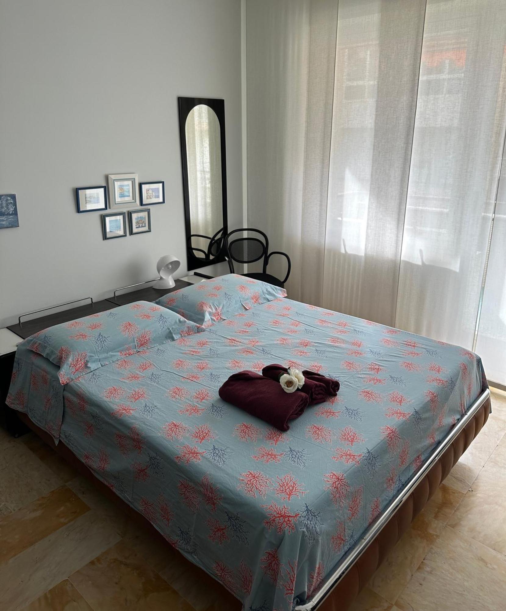 Tre Ponti Beach Apartment - Terrazzo Vista Mare Sanremo Eksteriør billede